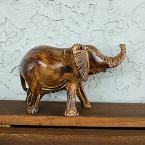 Hand-Carved Wooden Elephant Sculpture | Vintage Artisan Décor